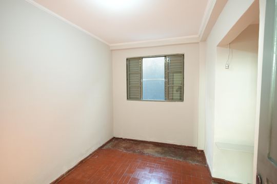 Quarto 2 de casa para alugar com 2 quartos, 143m² em Jardim Bela Vista, Santo André