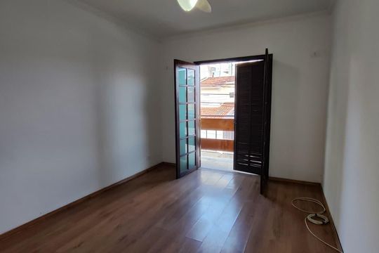 Casa à venda com 3 quartos, 185m² em Jardim Ester, São Paulo