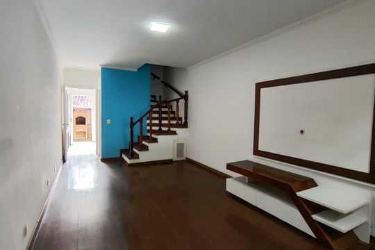 Casa à venda com 3 quartos, 185m² em Jardim Ester, São Paulo