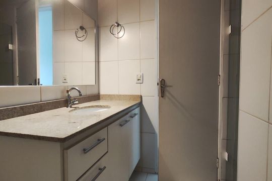 Casa à venda com 3 quartos, 185m² em Jardim Ester, São Paulo