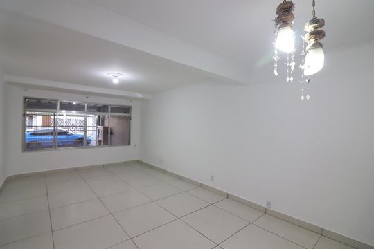 Sala  de casa à venda com 4 quartos, 190m² em Paulicéia, São Bernardo do Campo
