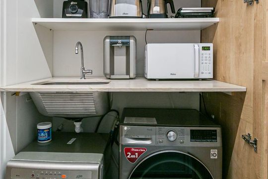 Área externa de apartamento para alugar com 2 quartos, 70m² em Córrego Grande, Florianópolis