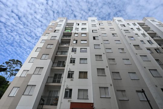 Fachada de apartamento à venda com 2 quartos, 40m² em Parque Reboucas, São Paulo