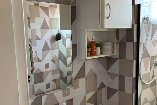 Banheiro de apartamento à venda com 2 quartos, 49m² em Tatuapé, São Paulo