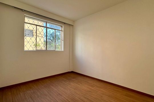 Quarto  de apartamento à venda com 3 quartos, 100m² em São Pedro, Belo Horizonte