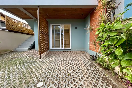 Garagem de casa para alugar com 2 quartos, 55m² em Rio Tavares, Florianópolis