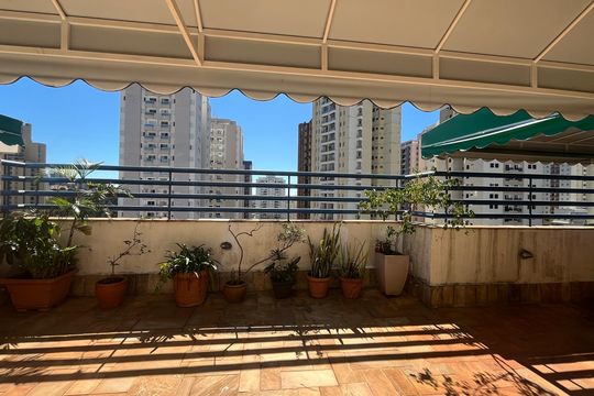 Apartamento para alugar com 3 quartos, 184m² em Chácara Primavera, Campinas