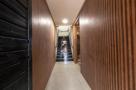 Hall de entrada de kitnet/studio para alugar com 1 quarto, 27m² em São Pedro, São José dos Pinhais