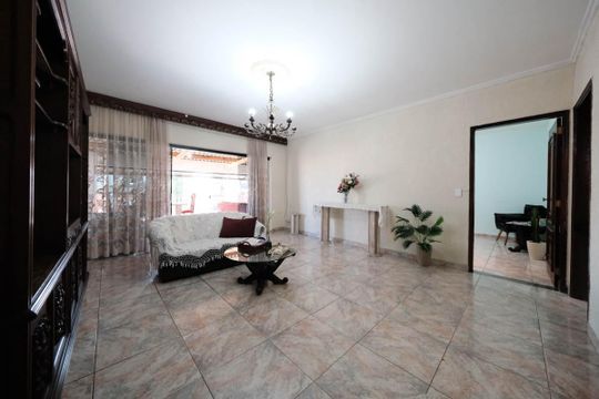 Casa para alugar com 4 quartos, 400m² em Vila Rui Barbosa, São Paulo