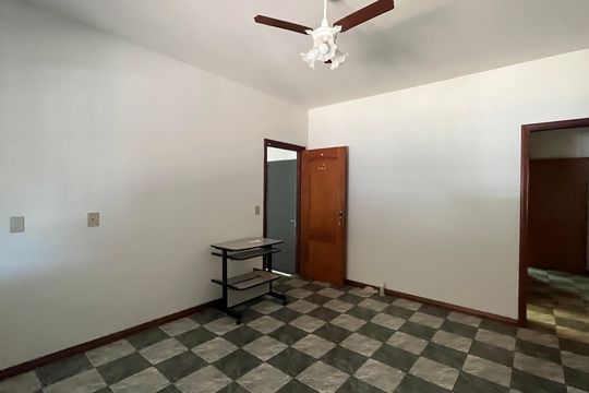 Casa para alugar com 3 quartos, 260m² em Jardim Guanabara, Campinas
