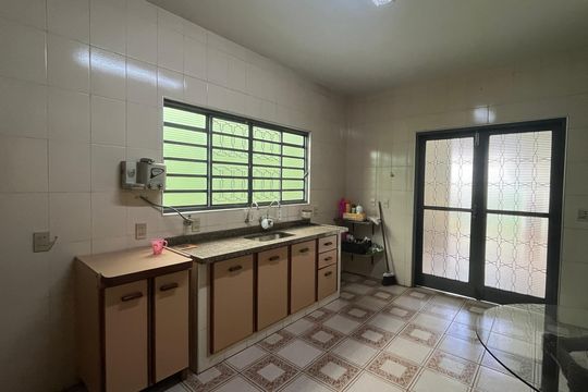 Casa para alugar com 3 quartos, 260m² em Jardim Guanabara, Campinas