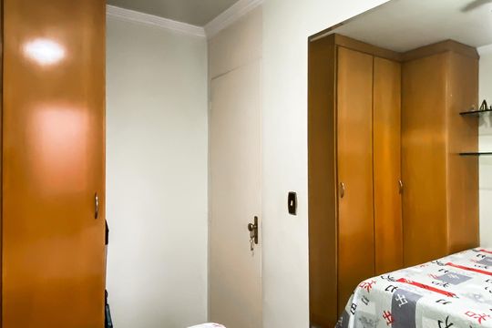 Quarto 1 de apartamento à venda com 2 quartos, 52m² em Vila Santana, São Paulo