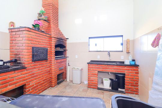 Casa para alugar com 3 quartos, 700m² em Vila Brasil, São Paulo