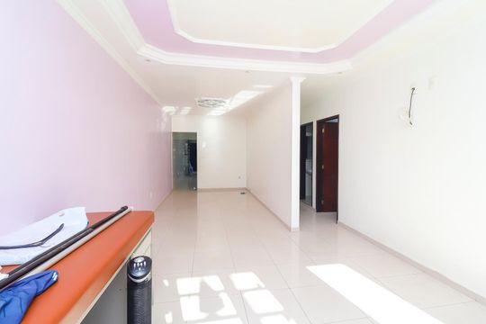 Casa para alugar com 3 quartos, 700m² em Vila Brasil, São Paulo
