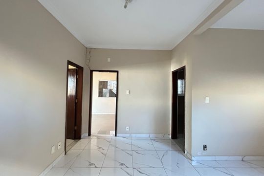 Casa à venda com 4 quartos, 240m² em Tupi, Belo Horizonte