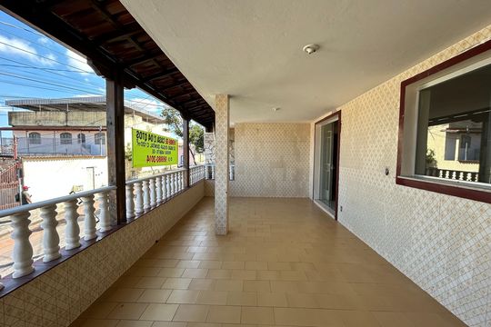 Casa à venda com 4 quartos, 240m² em Tupi, Belo Horizonte