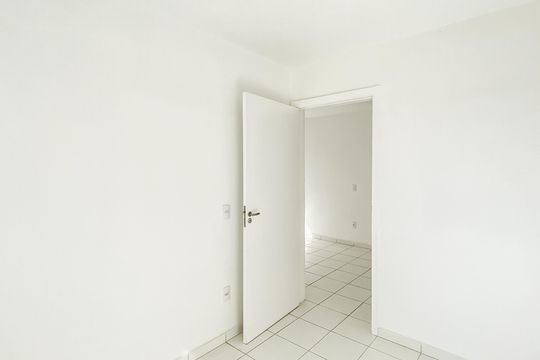 Quarto 1 de apartamento para alugar com 2 quartos, 42m² em Vila Silvia, São Paulo