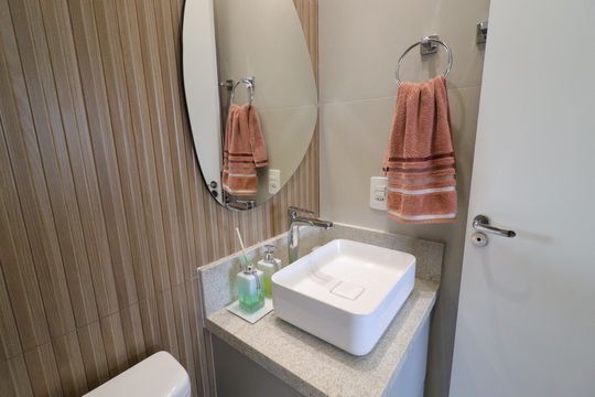 Banheiro de apartamento à venda com 2 quartos, 38m² em Jurubatuba, São Paulo