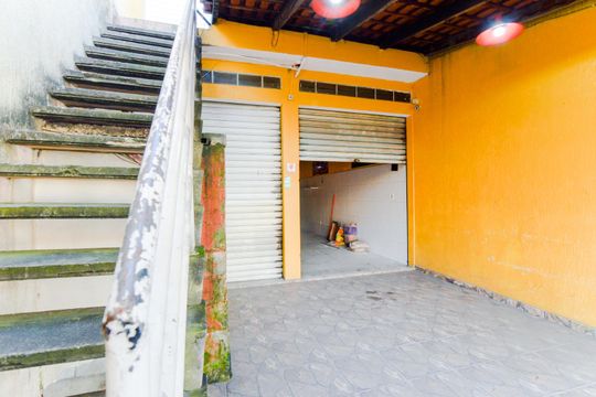 Garagem de casa para alugar com 2 quartos, 142m² em Cidade Serodio, Guarulhos