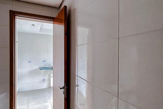 Banheiro de apartamento para alugar com 1 quarto, 25m² em Vila Carrão, São Paulo