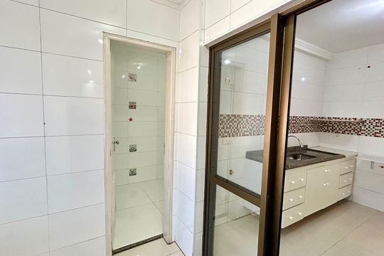 Área de Serviço de apartamento para alugar com 3 quartos, 95m² em Vila Pedro Moreira, Guarulhos