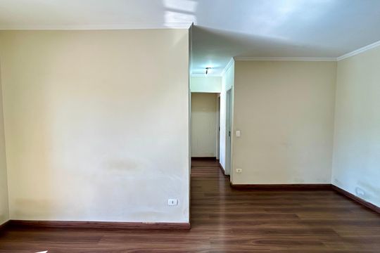Sala de apartamento para alugar com 3 quartos, 95m² em Vila Pedro Moreira, Guarulhos