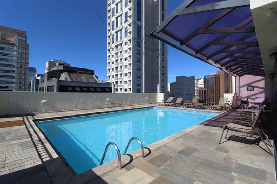 Área Comum - Piscina de apartamento à venda com 2 quartos, 68m² em Itaim Bibi, São Paulo
