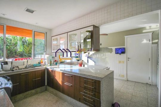 Casa à venda com 3 quartos, 606m² em Cidade Jardim, São Paulo