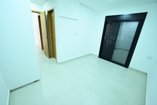Apartamento à venda com 2 quartos, 65m² em Setor Bueno, Goiânia