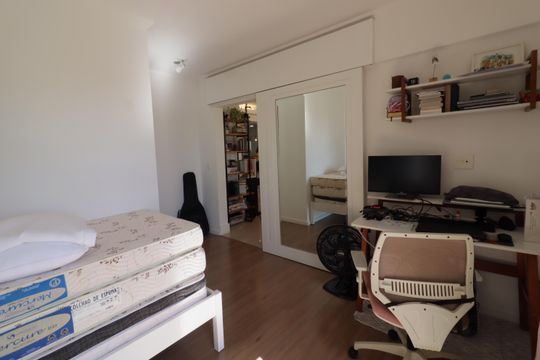 Suíte 2 de apartamento para alugar com 2 quartos, 115m² em Cidade São Francisco, São Paulo