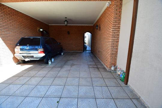 Garagem de casa à venda com 3 quartos, 213m² em Vila Industrial (campinas), Campinas