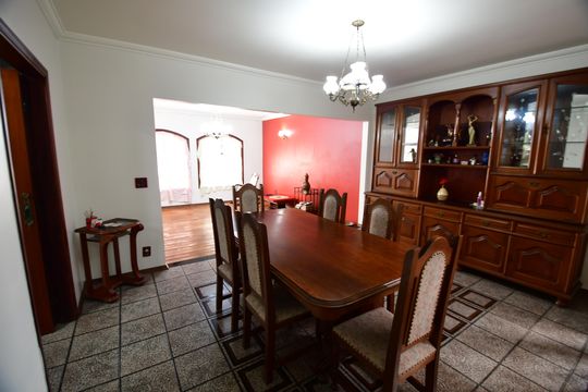 Sala de casa à venda com 3 quartos, 213m² em Vila Industrial (campinas), Campinas