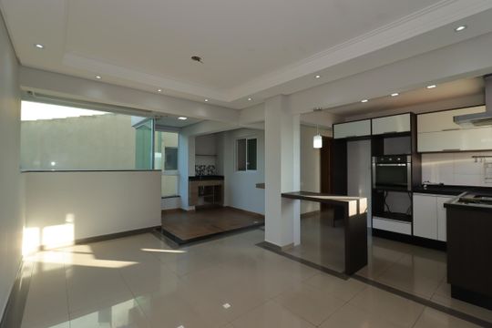Apartamento à venda com 3 quartos, 83m² em Parque das Nações, Santo André