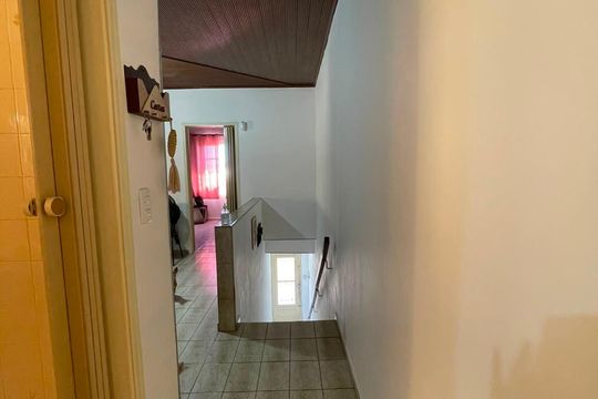 Corredor de casa à venda com 4 quartos, 320m² em Centro, Osasco