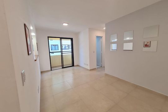 Apartamento à venda com 2 quartos, 51m² em Jardim Neide, São Paulo