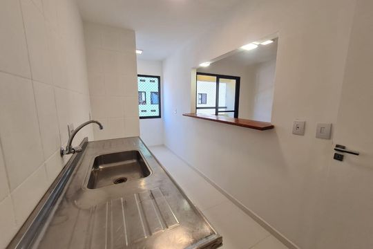 Cozinha de apartamento à venda com 2 quartos, 51m² em Jardim Neide, São Paulo