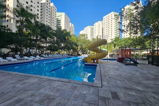 Área externa de apartamento à venda com 2 quartos, 51m² em Jardim Neide, São Paulo