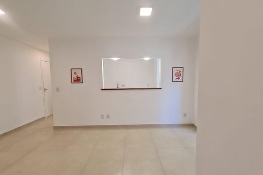 Sala de apartamento à venda com 2 quartos, 51m² em Jardim Neide, São Paulo