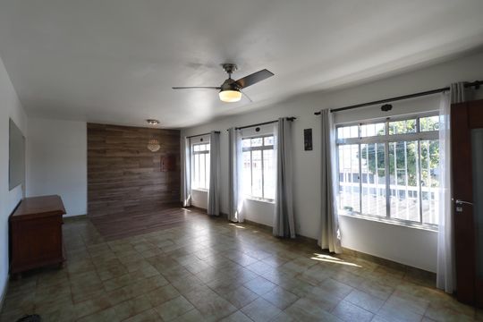 Sala de casa à venda com 3 quartos, 208m² em Jardim Rubilene, Diadema