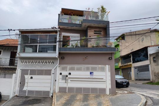 Casa à venda com 3 quartos, 400m² em Jardim Nossa Senhora do Carmo, São Paulo