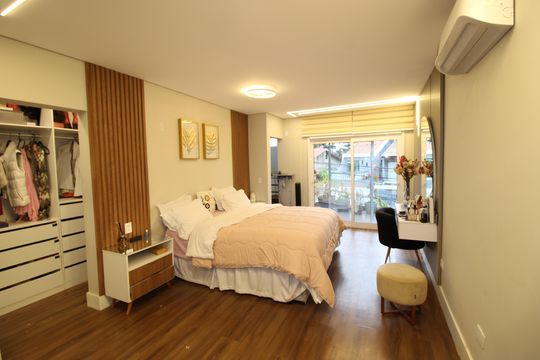 Quarto 1 de casa à venda com 3 quartos, 400m² em Jardim Nossa Senhora do Carmo, São Paulo