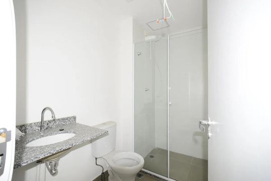 Banheiro de kitnet/studio à venda com 1 quarto, 27m² em Vila Mariana, São Paulo