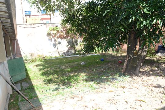 Quintal de casa para alugar com 4 quartos, 350m² em Jardim Vitoria, Belo Horizonte