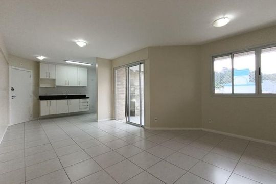 Sala/cozinha de apartamento para alugar com 2 quartos, 80m² em Trindade, Florianópolis