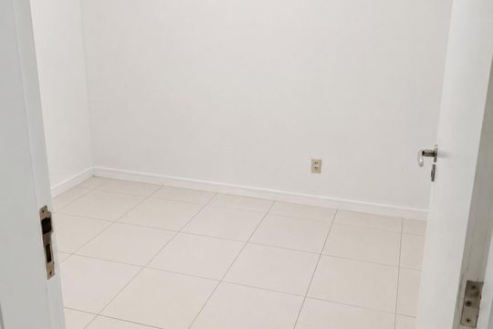 Quarto de apartamento para alugar com 3 quartos, 88m² em Itacorubi, Florianópolis