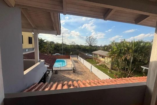 Casa à venda com 3 quartos, 250m² em Vl Sto Agostinho, Porto Alegre