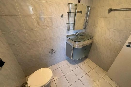 Banheiro 3 de casa à venda com 3 quartos, 250m² em Vl Sto Agostinho, Porto Alegre