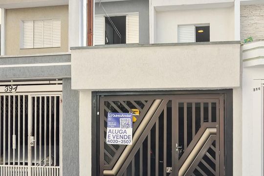 fachada de casa para alugar com 2 quartos, 126m² em Vila Dayse, São Bernardo do Campo