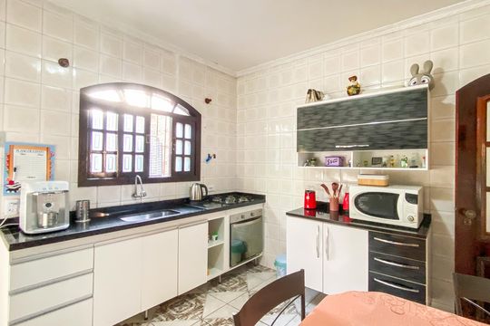 Cozinha de casa à venda com 2 quartos, 230m² em Jardim Jaú (zona Leste), São Paulo