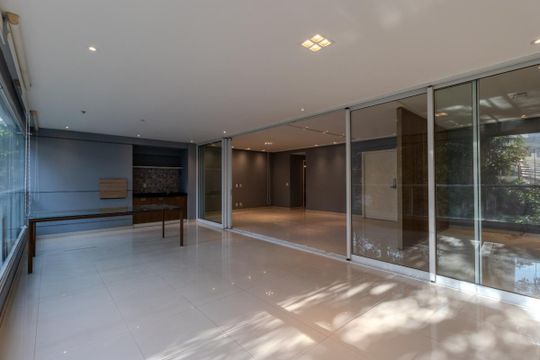 Apartamento à venda com 3 quartos, 222m² em Campo Belo, São Paulo